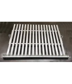 Grille argentine avec tige en forme de V et récupérateur de graisse 2